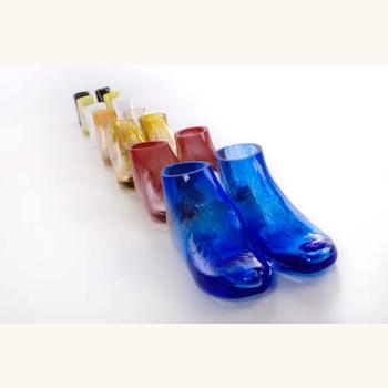 500 pares de zapatos de vidro en dirección a Nidaros